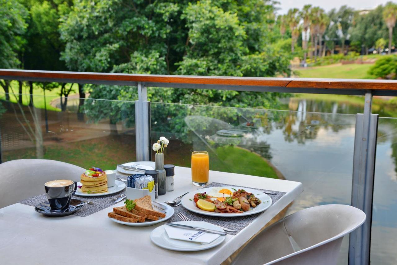Anew Hotel Roodepoort Johannesburg מראה חיצוני תמונה
