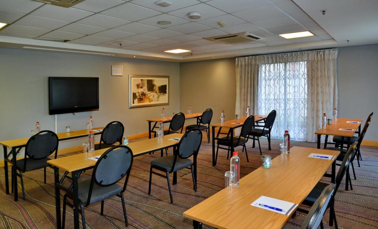 Anew Hotel Roodepoort Johannesburg מראה חיצוני תמונה
